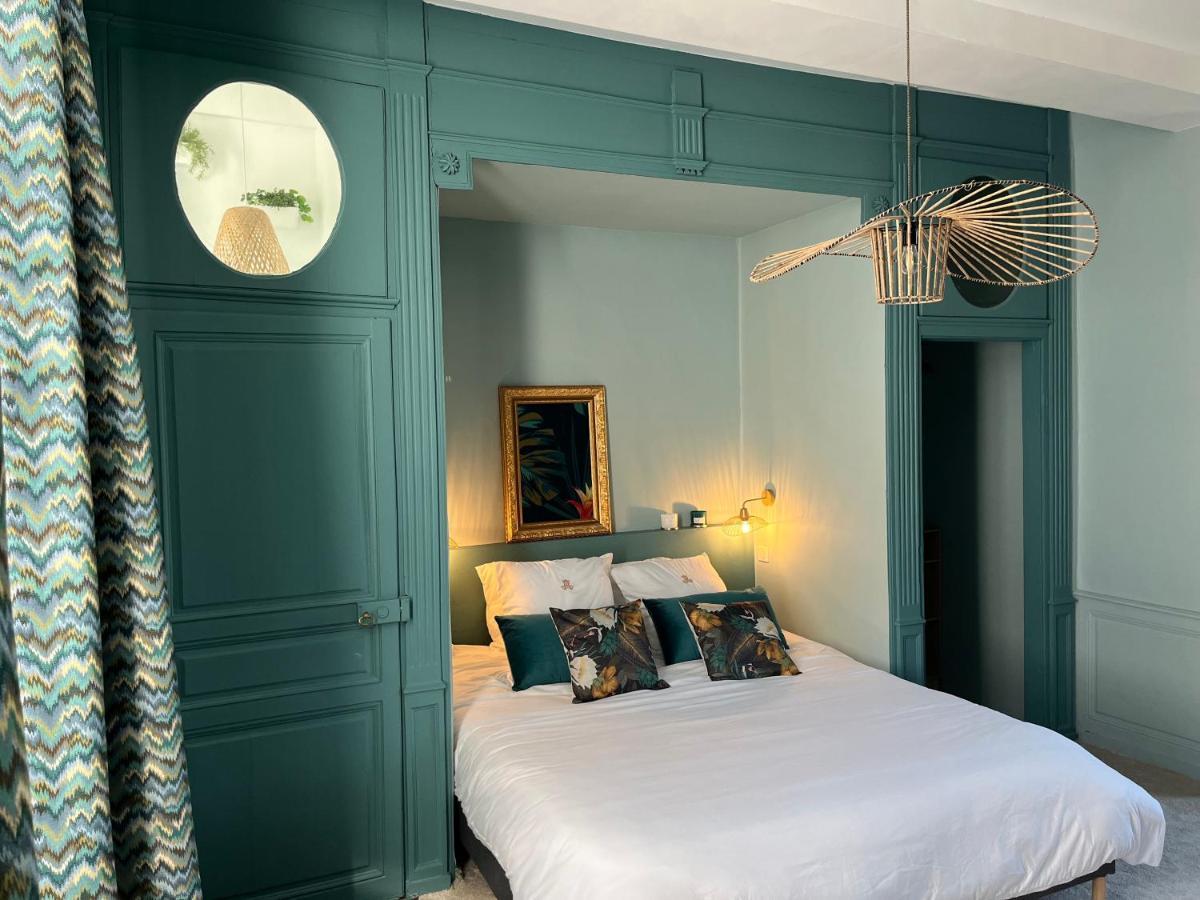 Bed and Breakfast Aux Remparts de Montreuil à Montreuil  Extérieur photo